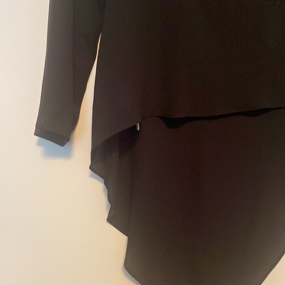 BCBGMaxAzria Asymmetrical Hem Open Back Blouse - Picture 5 of 6